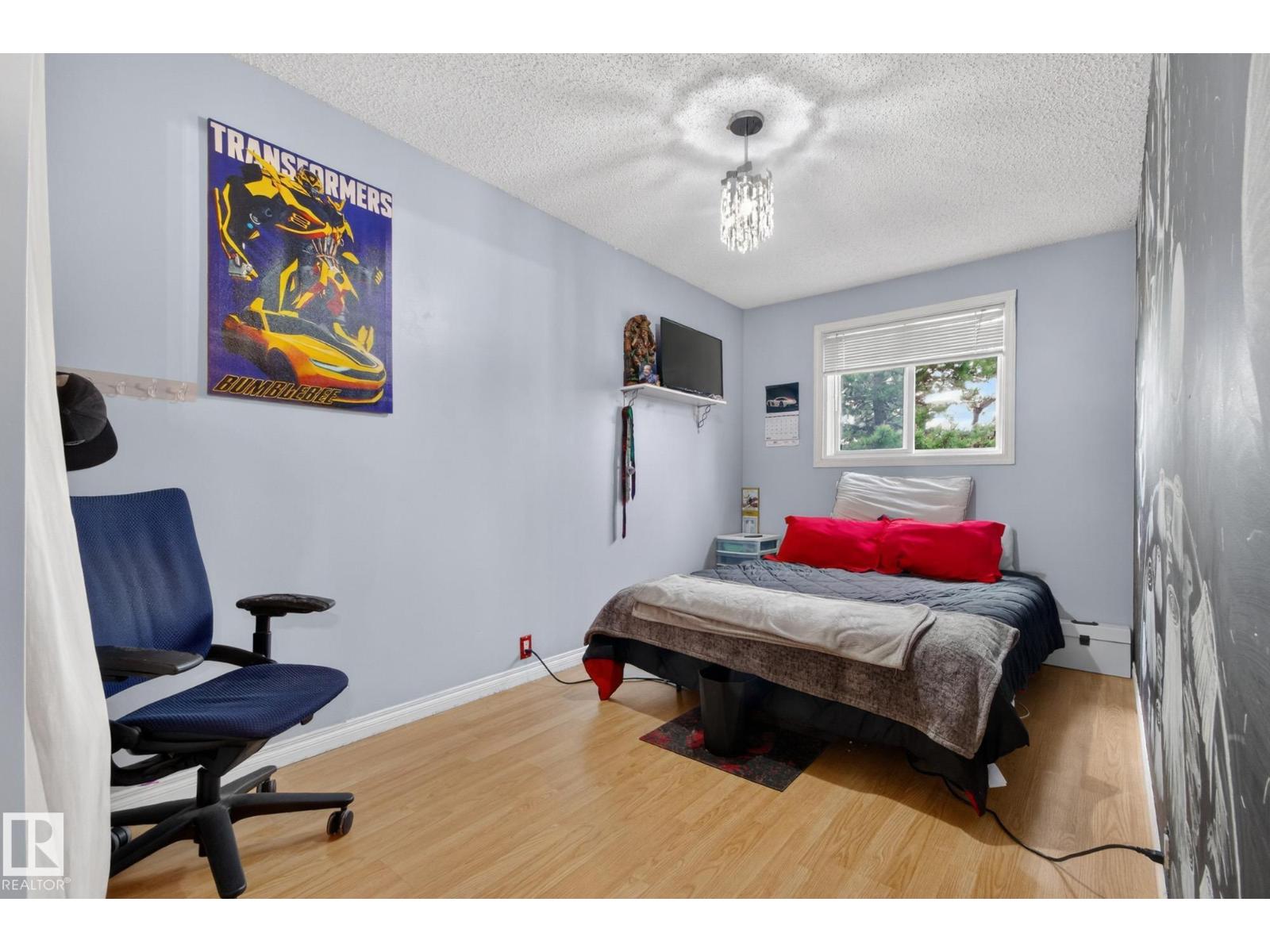 #11 2131 OAK ST — photo 19