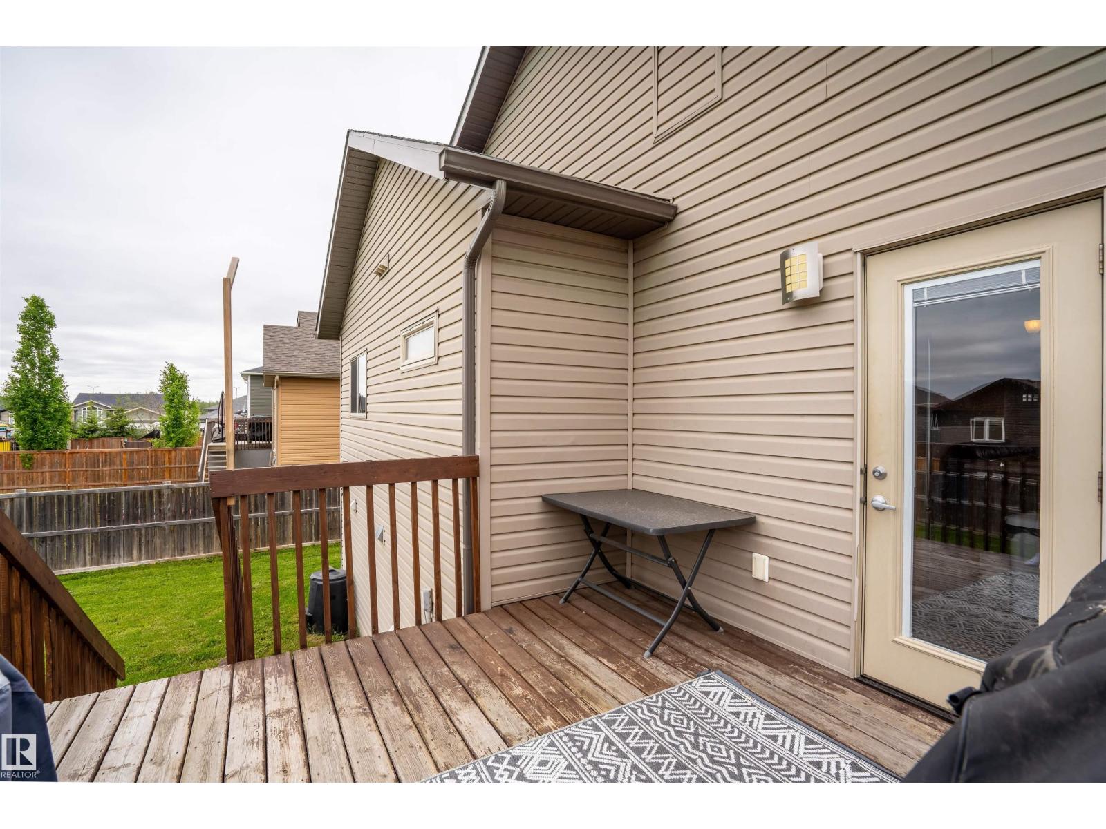 4923 58 AV — photo 28
