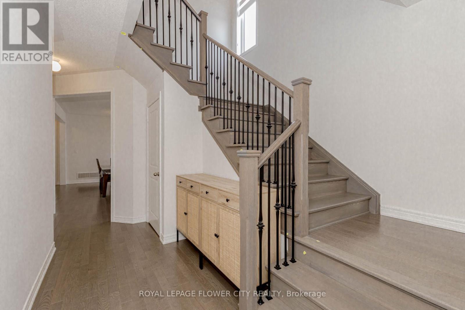 226 CHIPPEWA AVENUE - 4