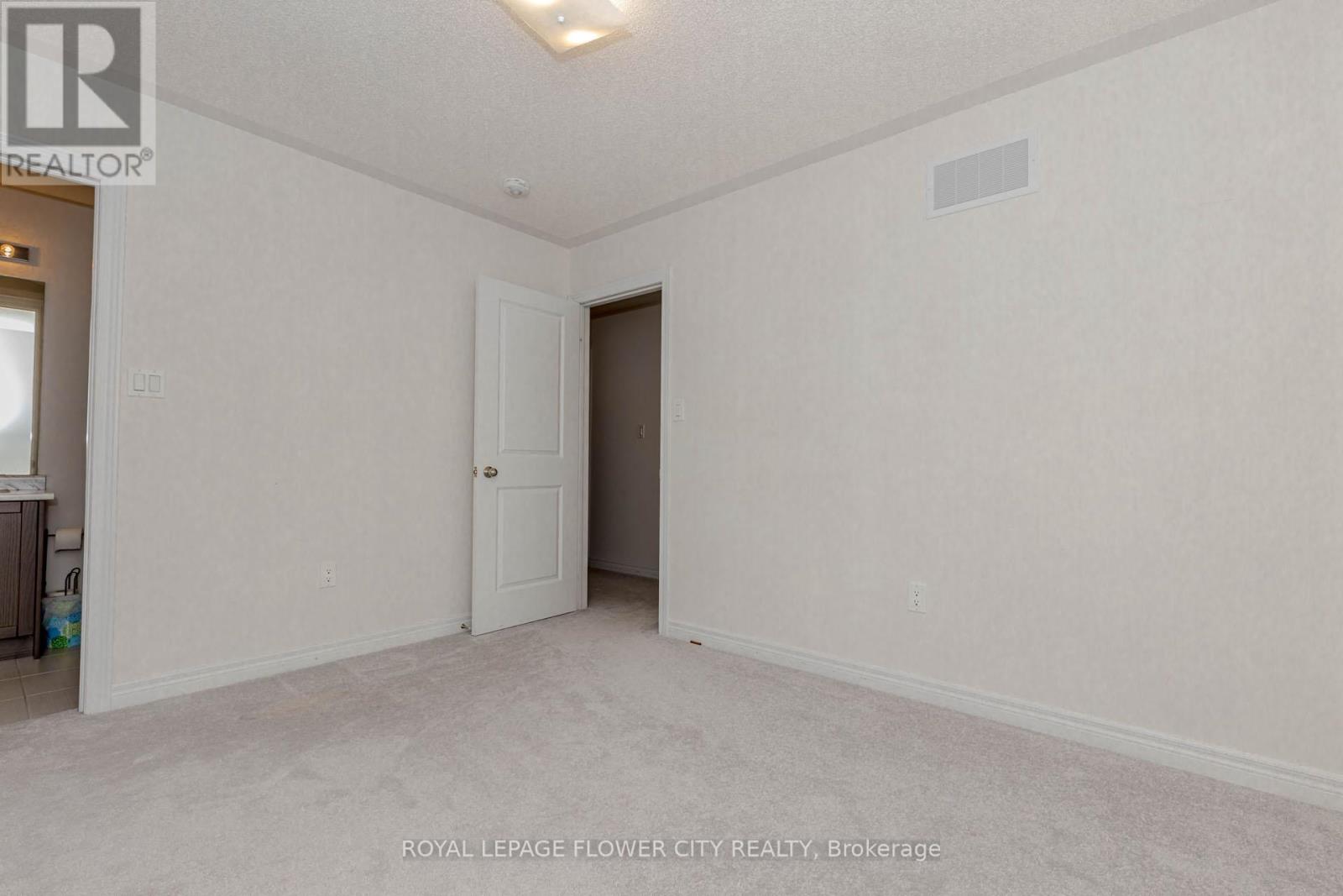 226 CHIPPEWA AVENUE - 23