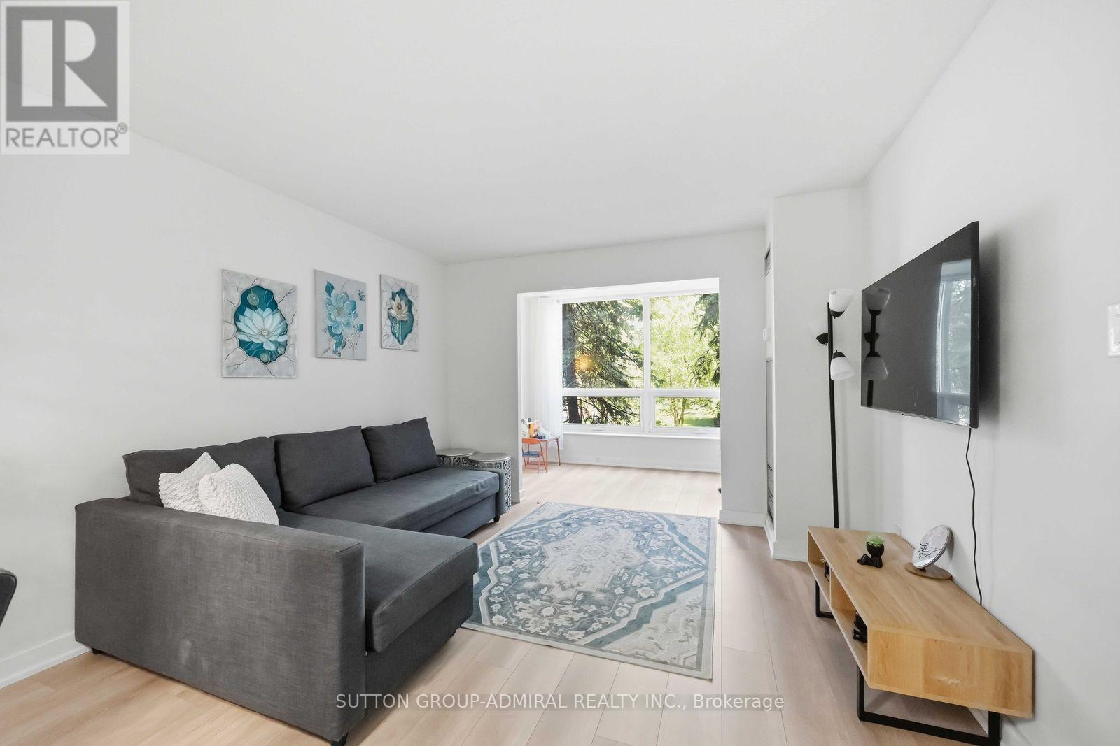 #220 326 MAJOR MACKENZIE DRIVE - 7