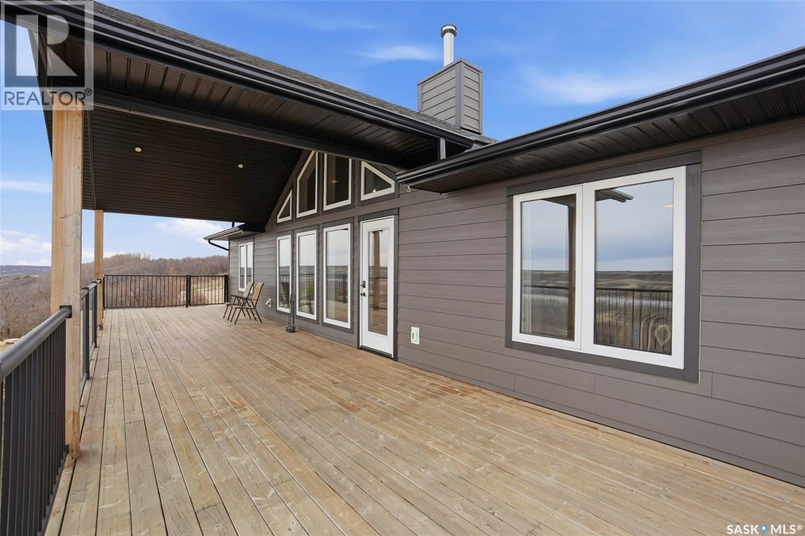 Moen Acreage — photo 23