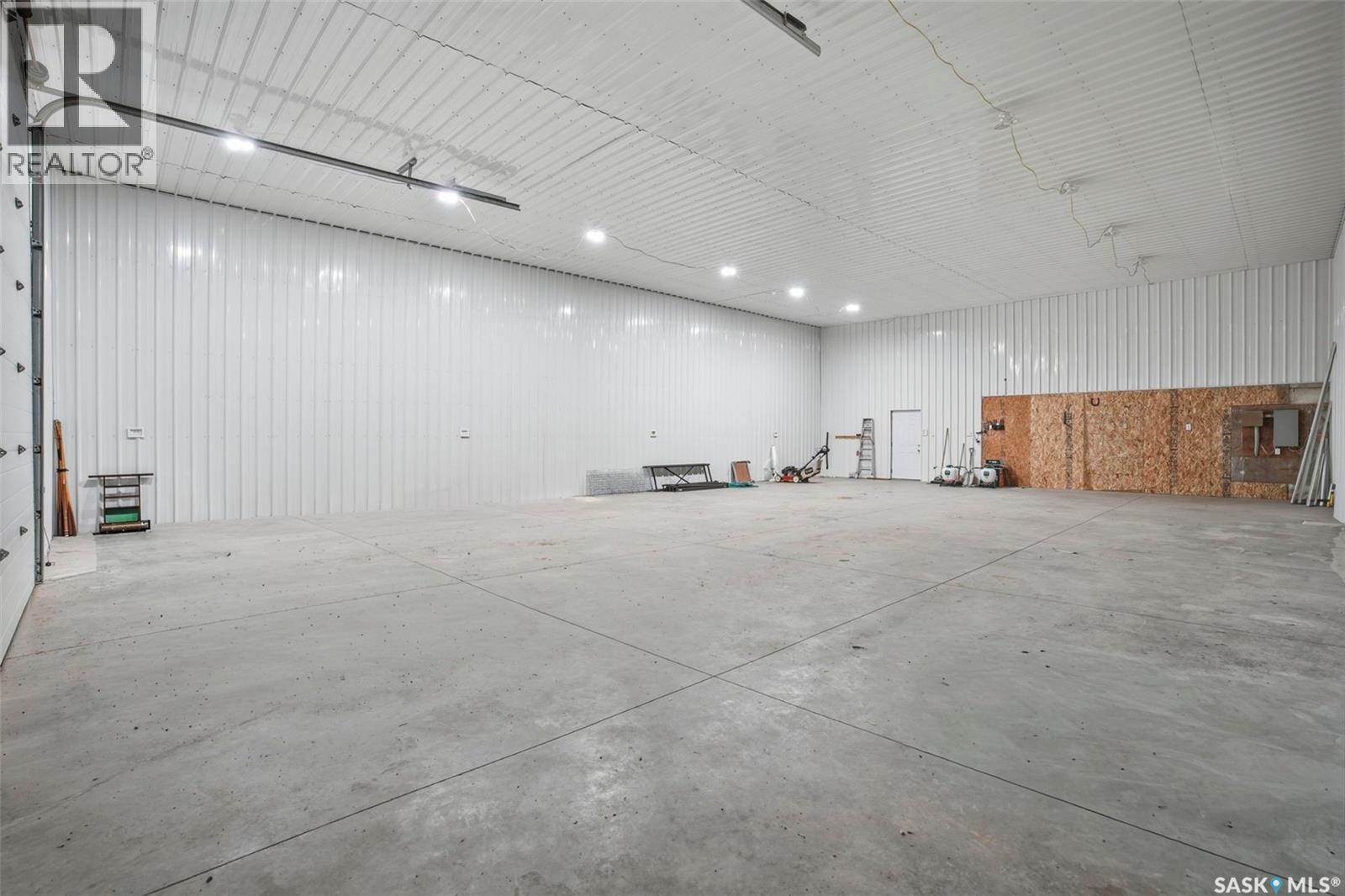 Moen Acreage — photo 30