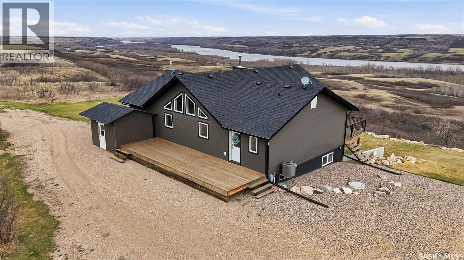 Moen Acreage — photo 42