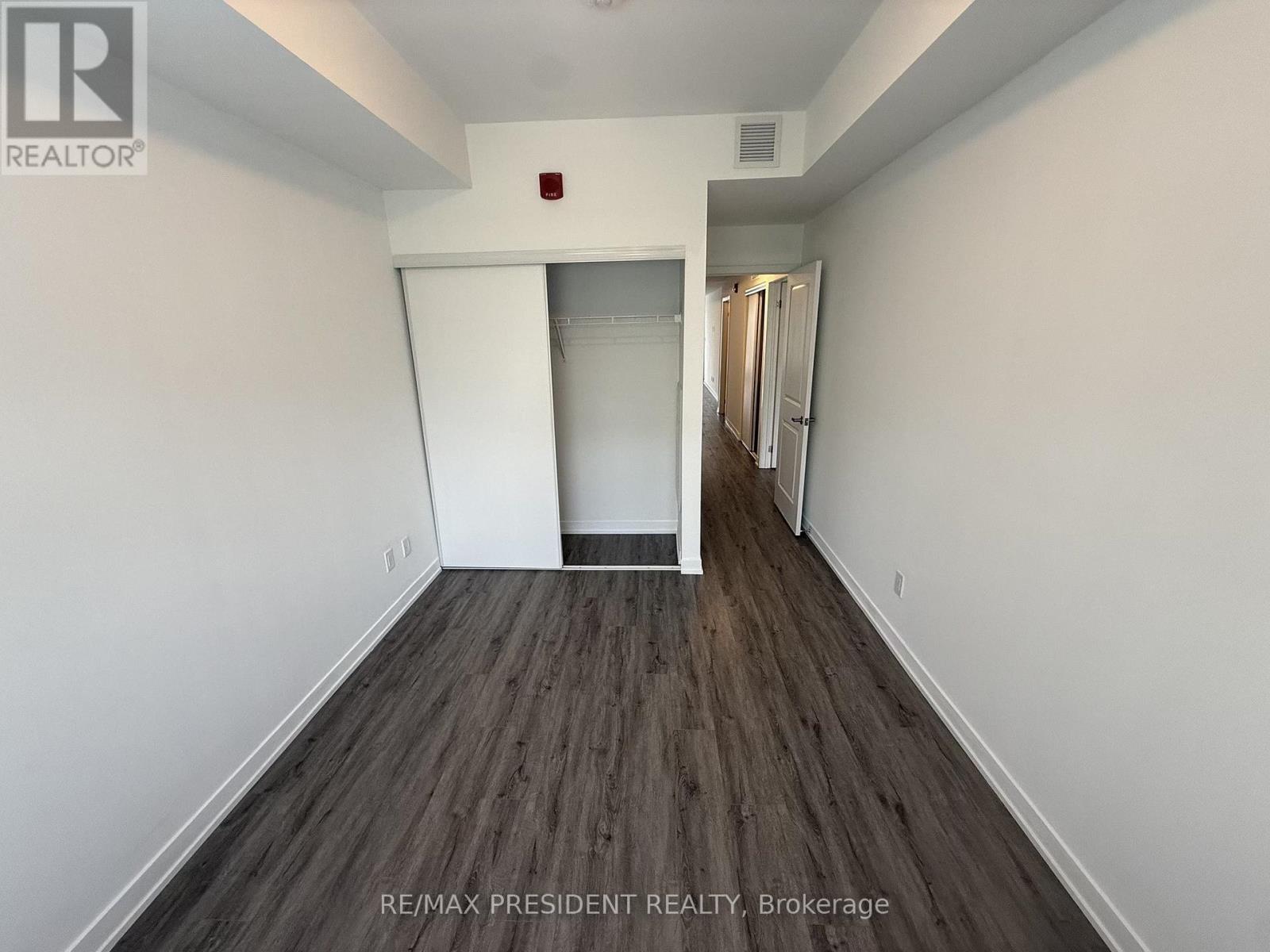 #6 12 MARQUETTE AVENUE S - 3