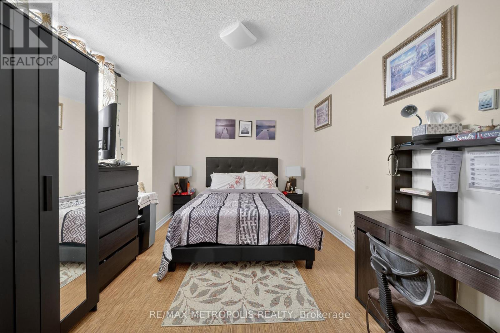 #1102 15 TORRANCE ROAD - 23