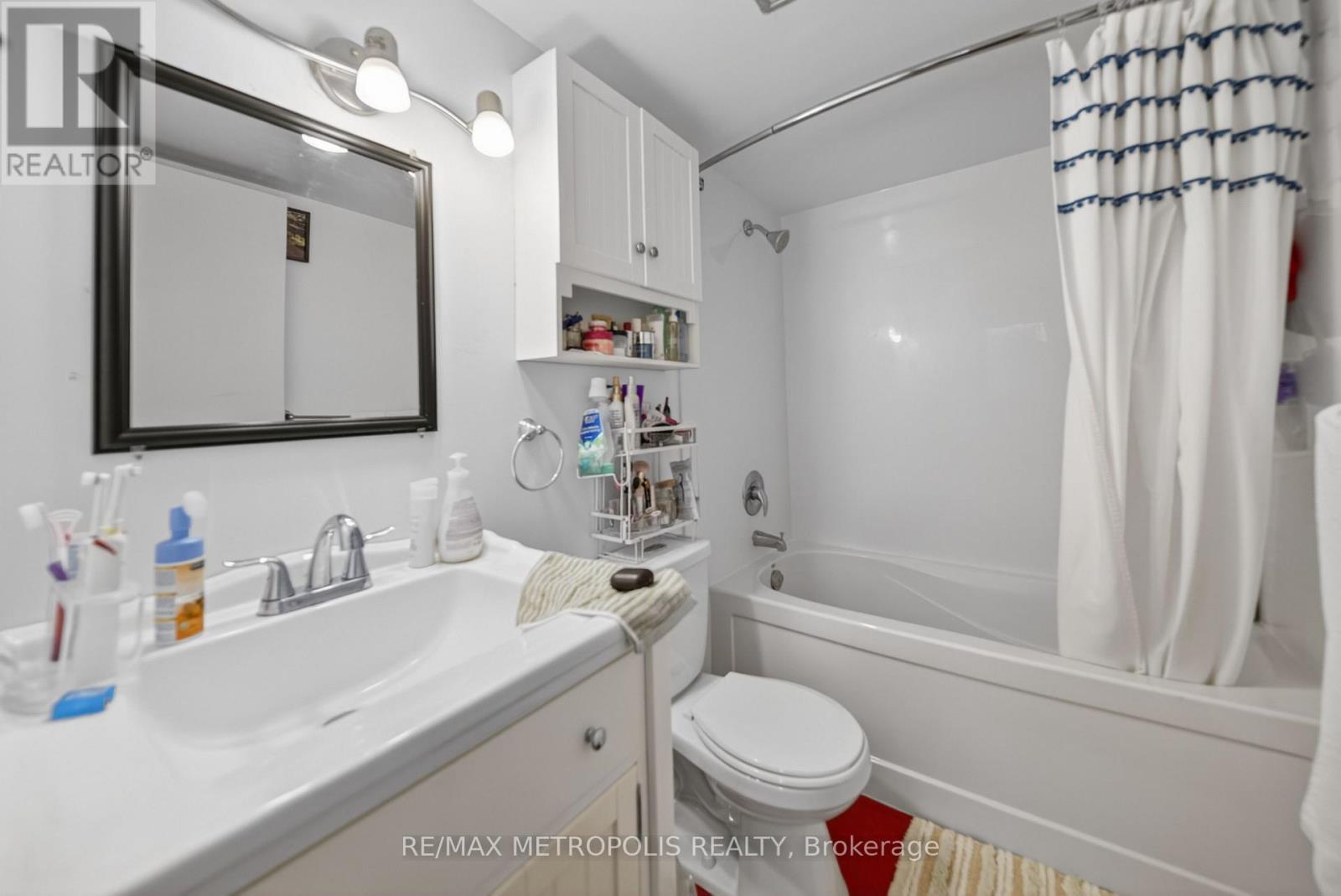 #1102 15 TORRANCE ROAD - 27