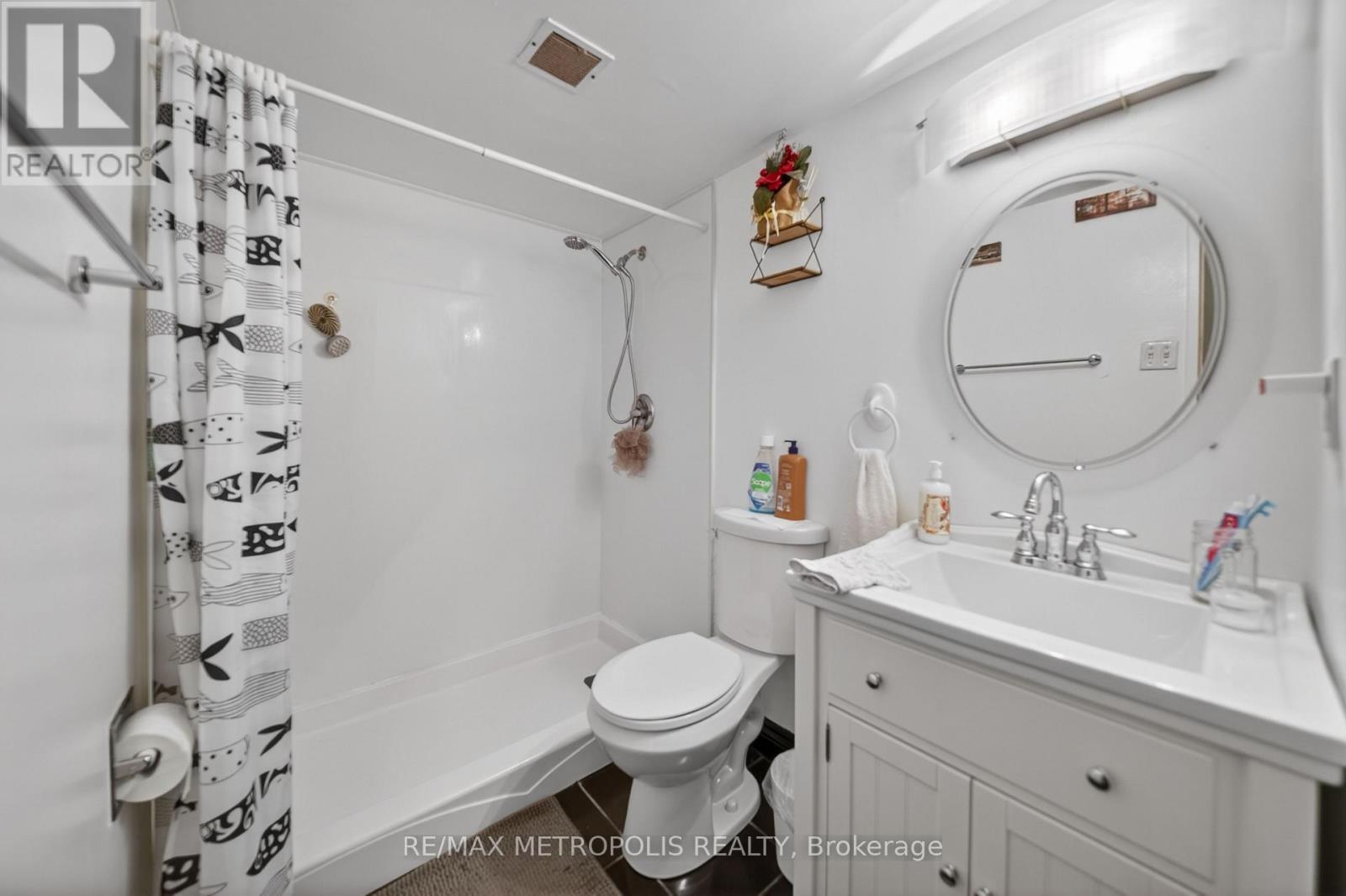 #1102 15 TORRANCE ROAD - 29