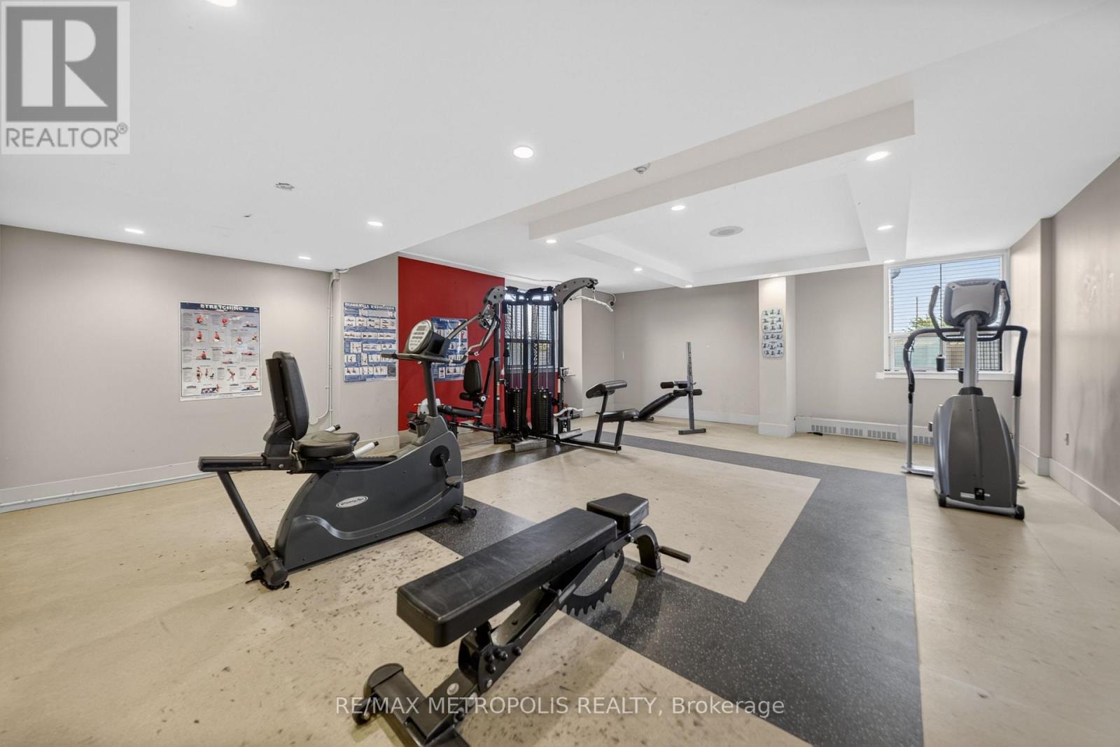 #1102 15 TORRANCE ROAD - 32