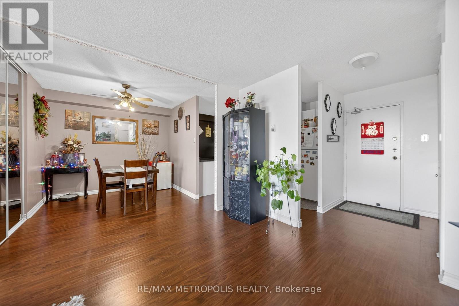 #1102 15 TORRANCE ROAD - 6