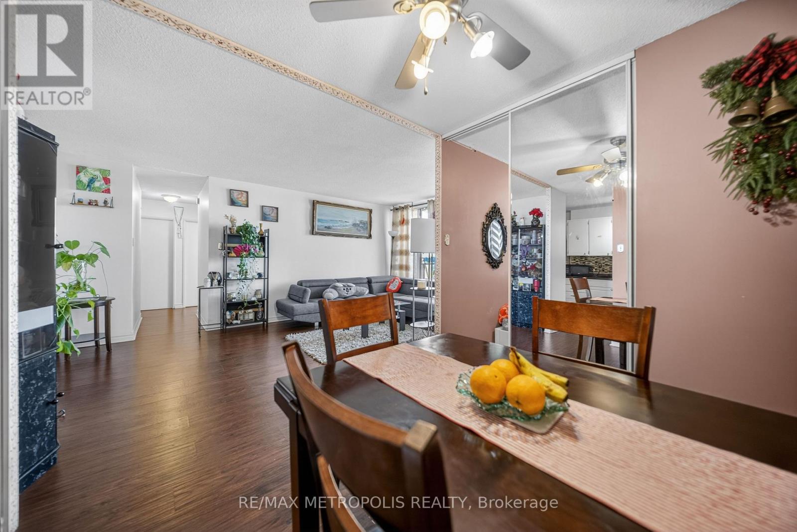 #1102 15 TORRANCE ROAD - 9