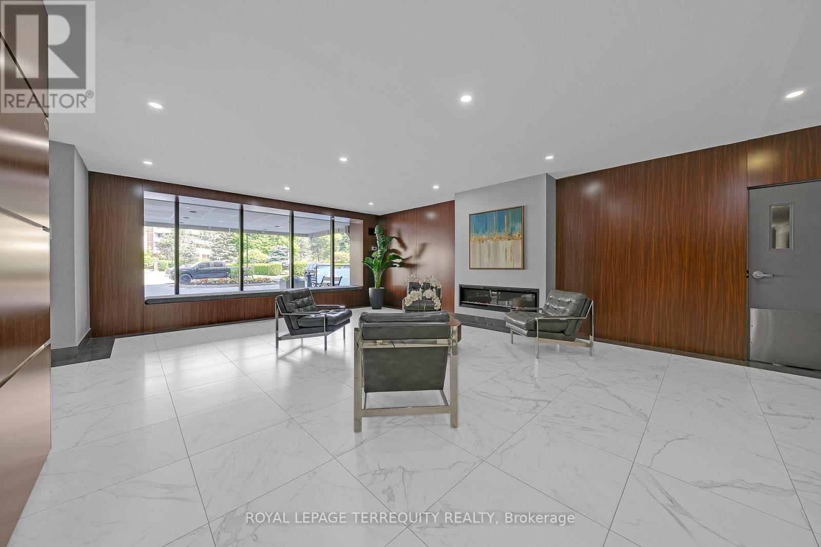#804 50 INVERLOCHY BOULEVARD - Image 3