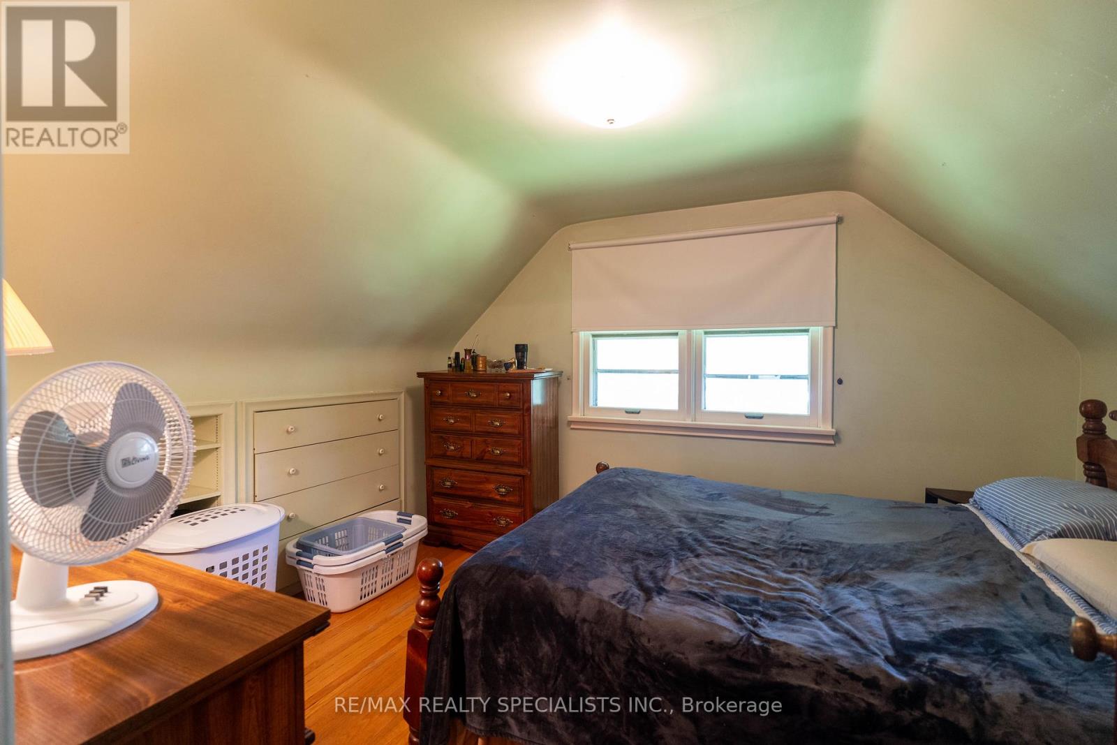 1481 GARNET AVENUE - 33