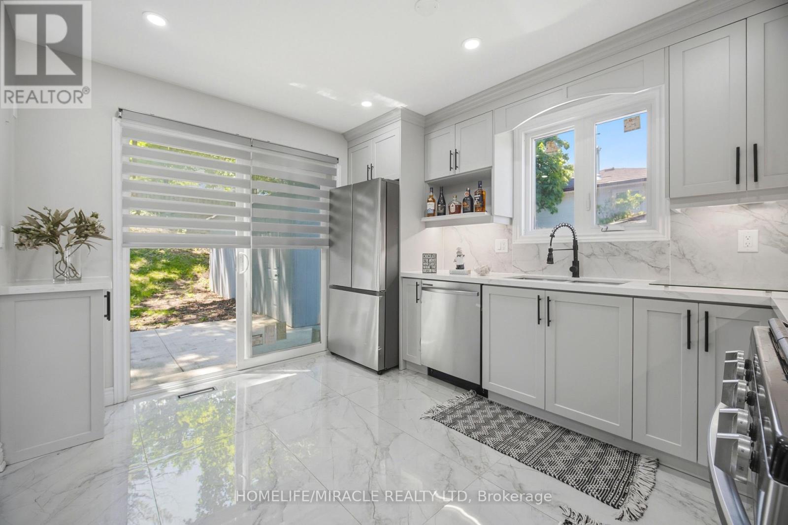 96 BONHAM BOULEVARD - 10