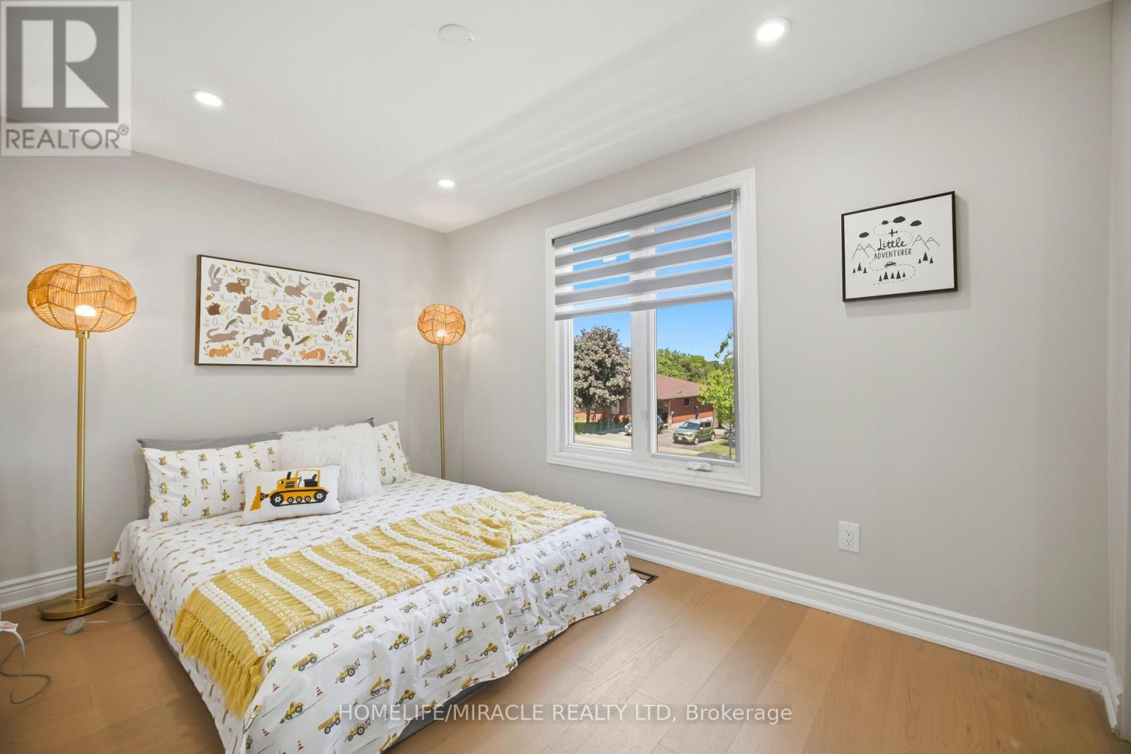 96 BONHAM BOULEVARD - 19