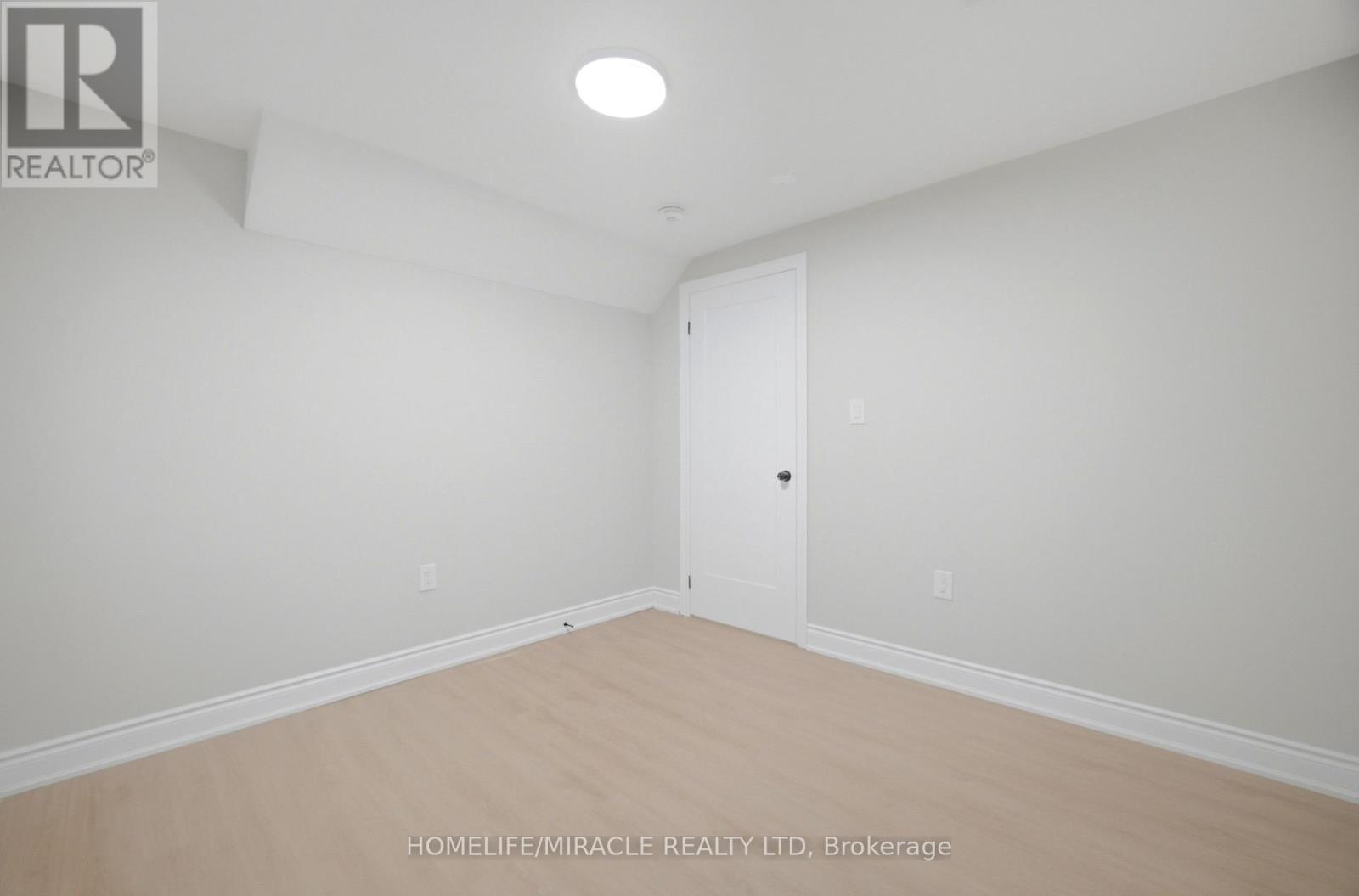 96 BONHAM BOULEVARD - 30