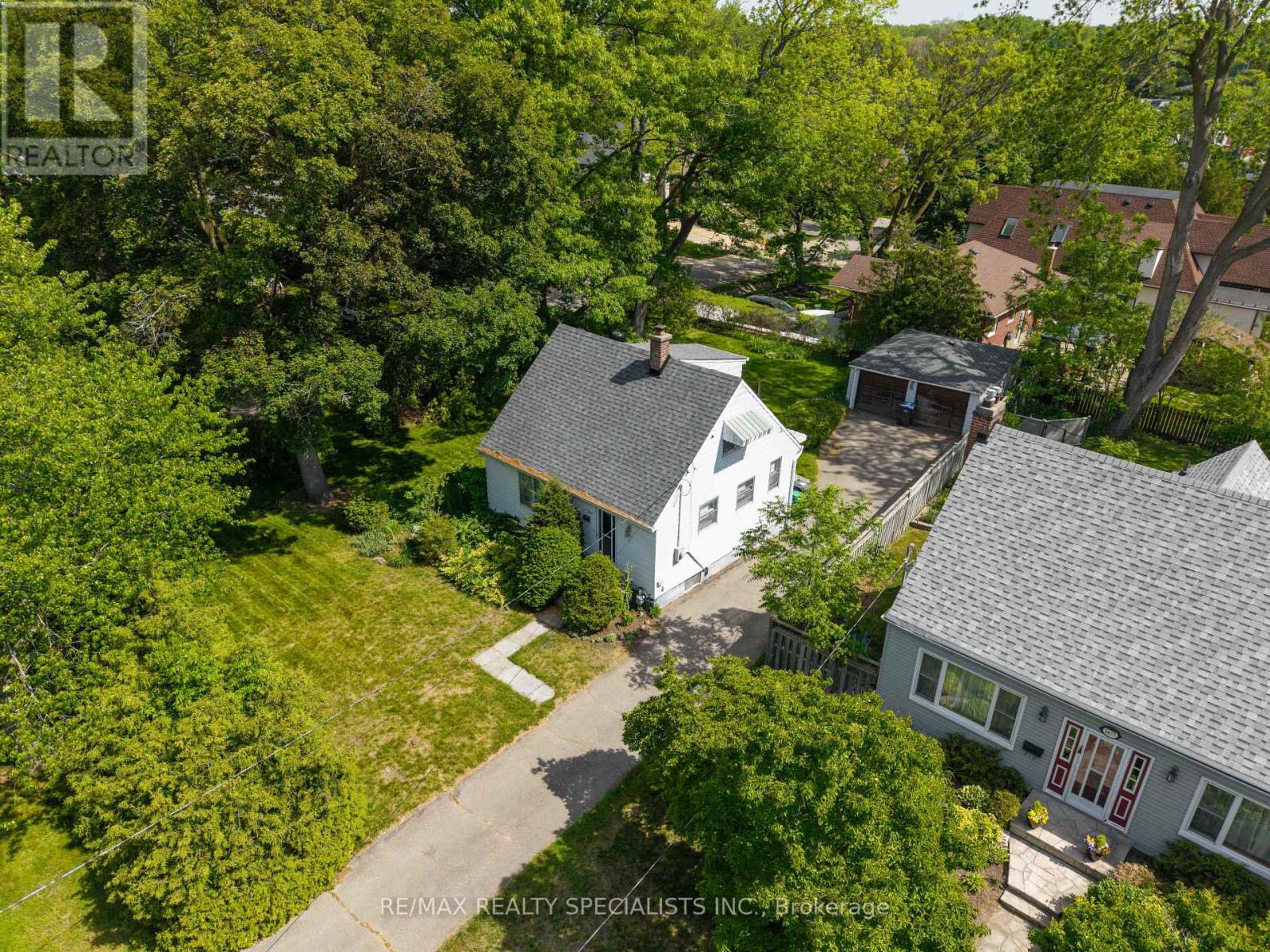 1481 GARNET AVENUE - 15