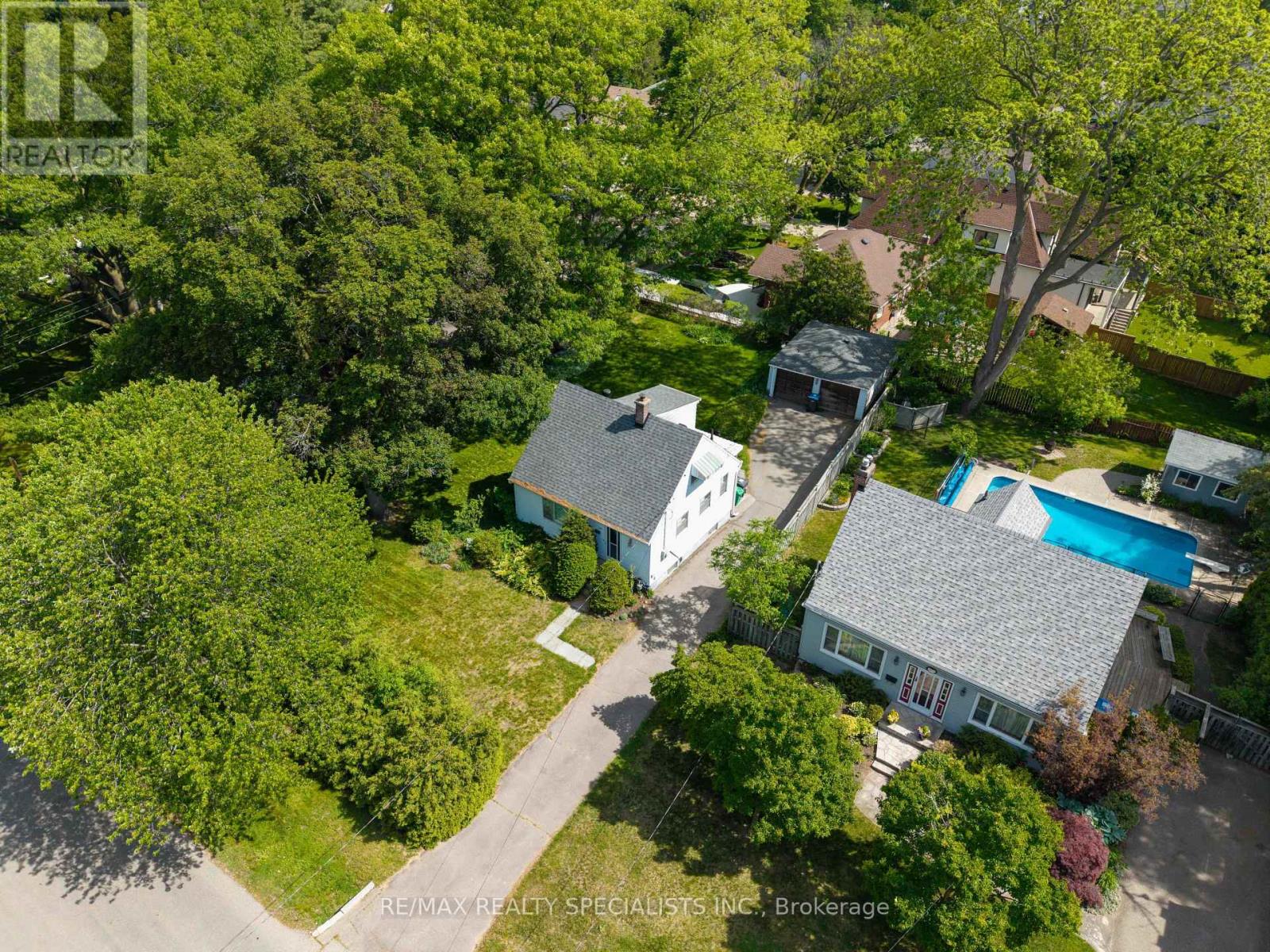 1481 GARNET AVENUE - 12