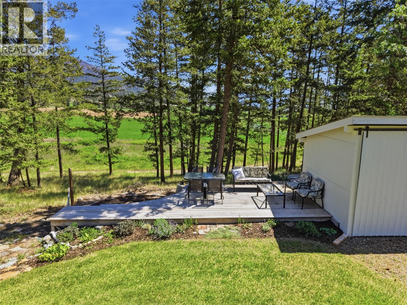 4685 KAMLOOPS VERNON Highway - 61