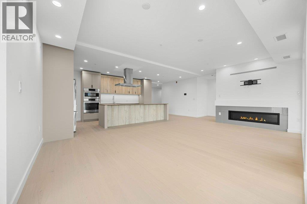 #101 13419 Lakeshore Drive S - 20
