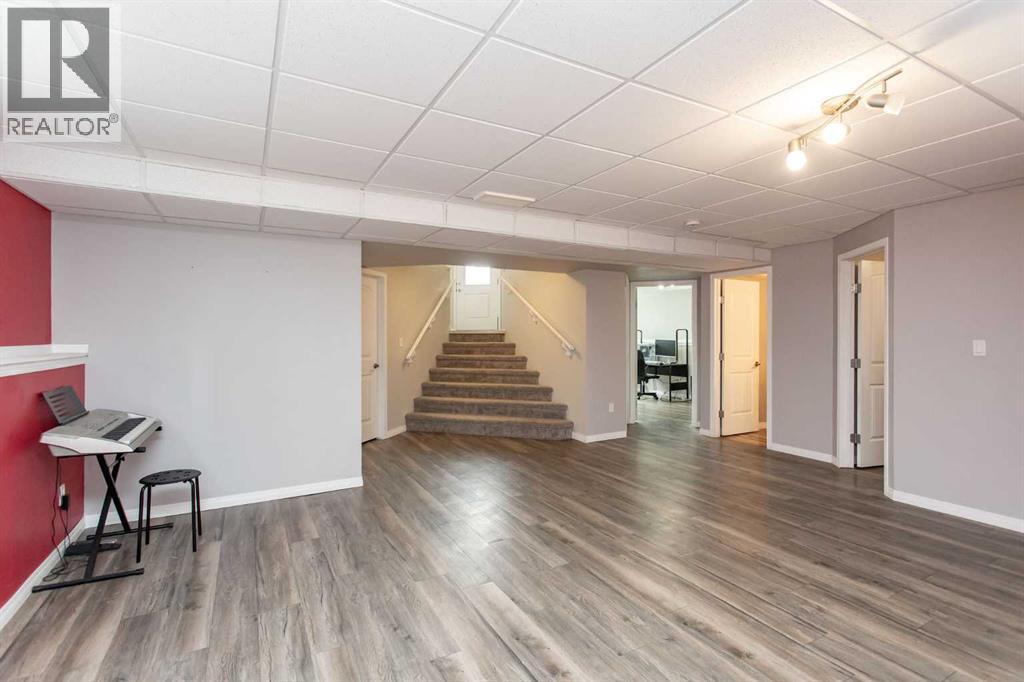 5 Henderson Close — photo 21