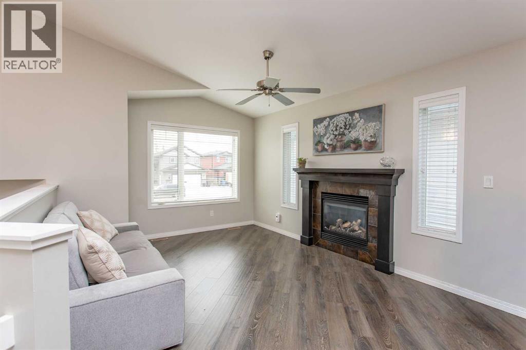 5 Henderson Close - photo 4