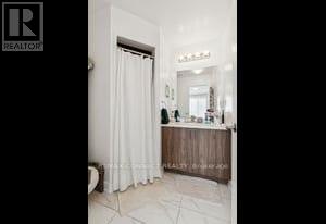39 TURNBERRY LANE - 16