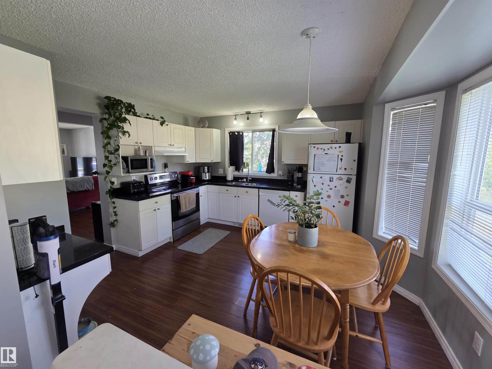 919 NORMANDY LN - photo 5
