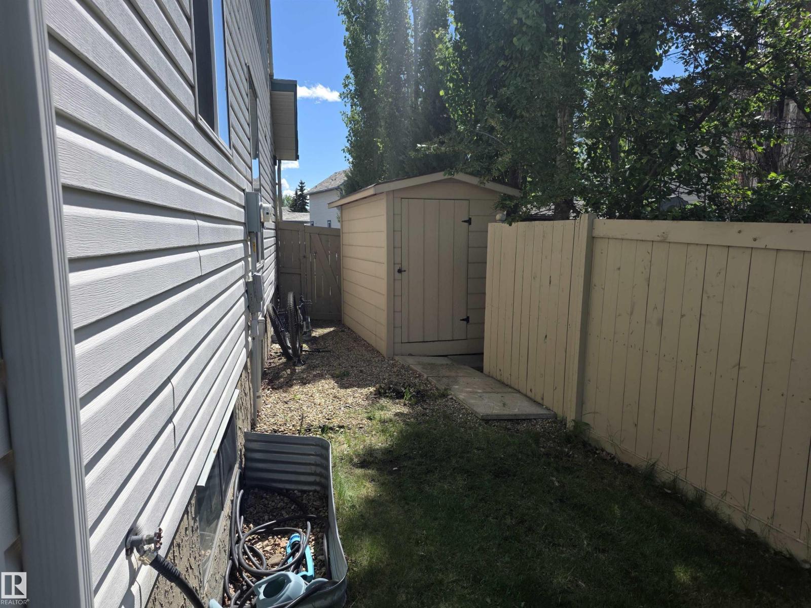 919 NORMANDY LN — photo 17