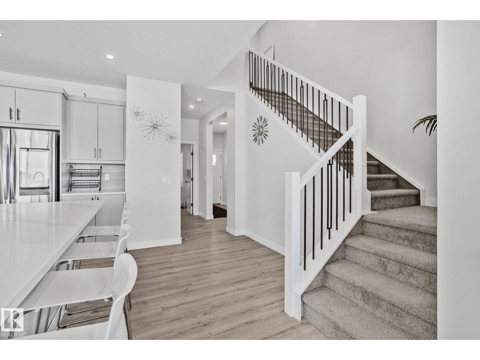 15816 29 AV SW — photo 16