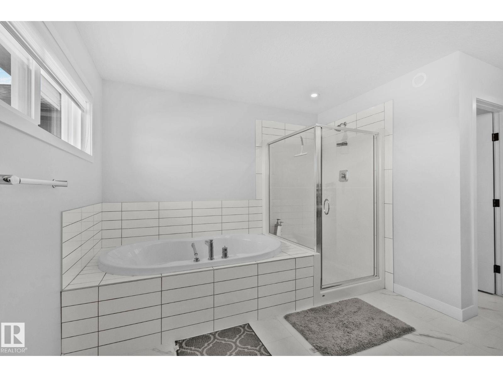 15816 29 AV SW — photo 25