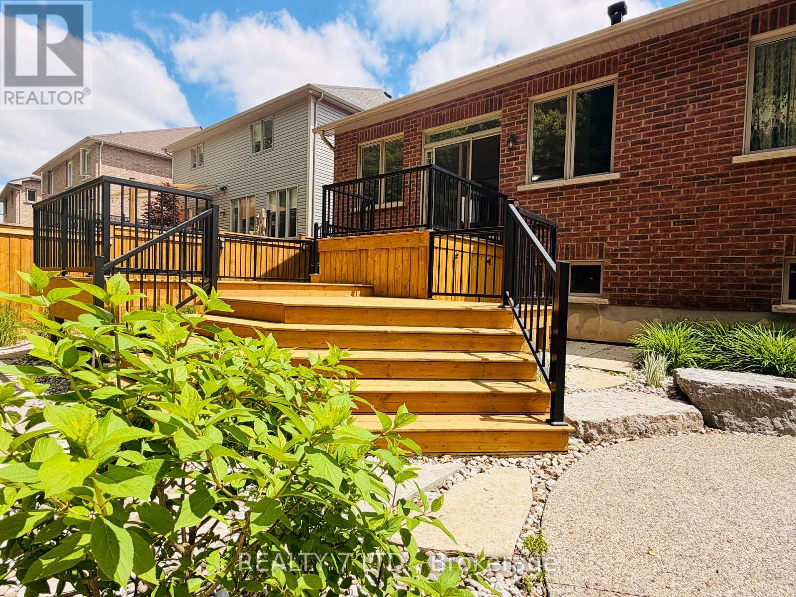8541 SWEET CHESTNUT DRIVE - Image 21