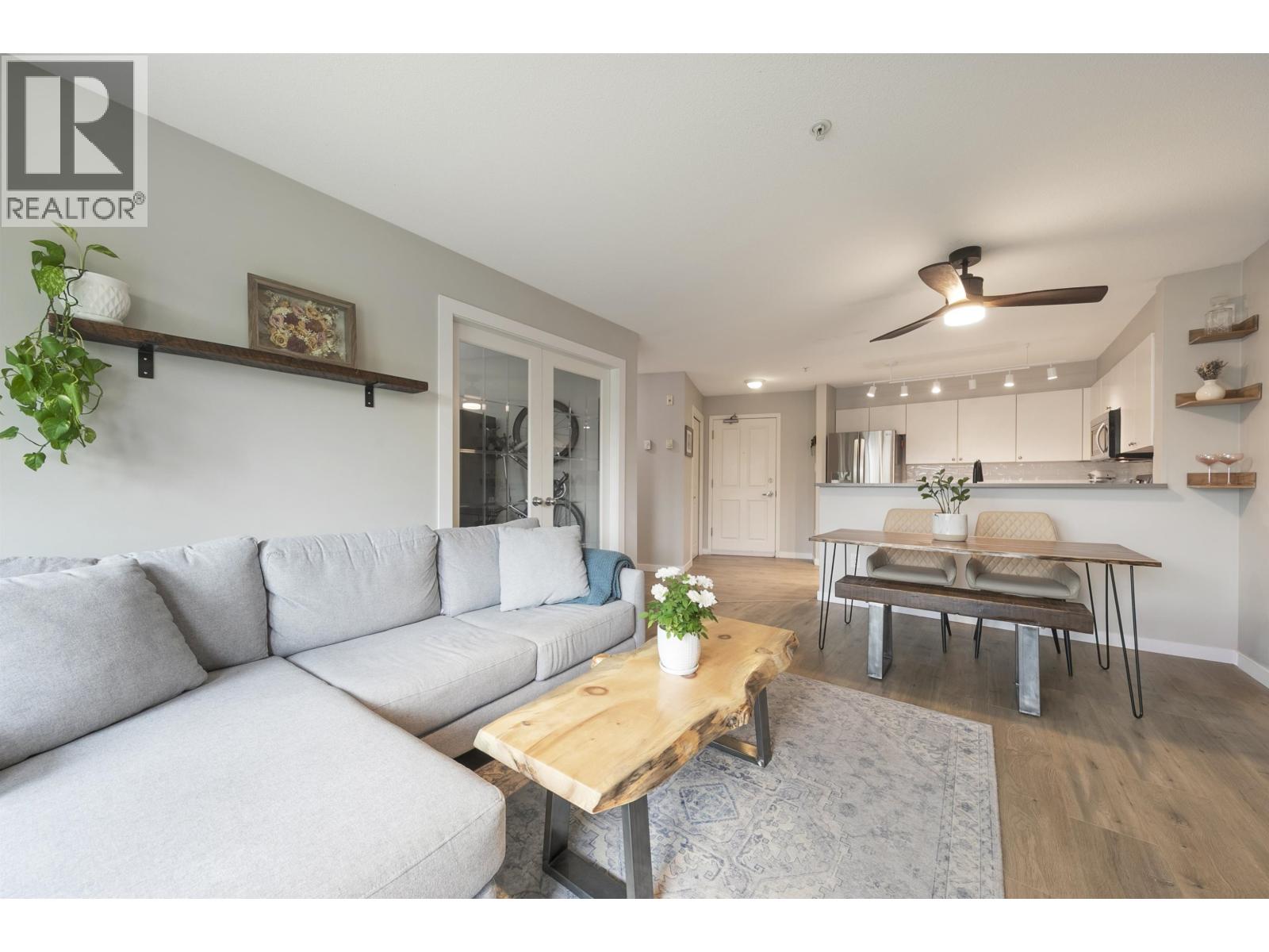 311 225 NEWPORT DRIVE, Port Moody