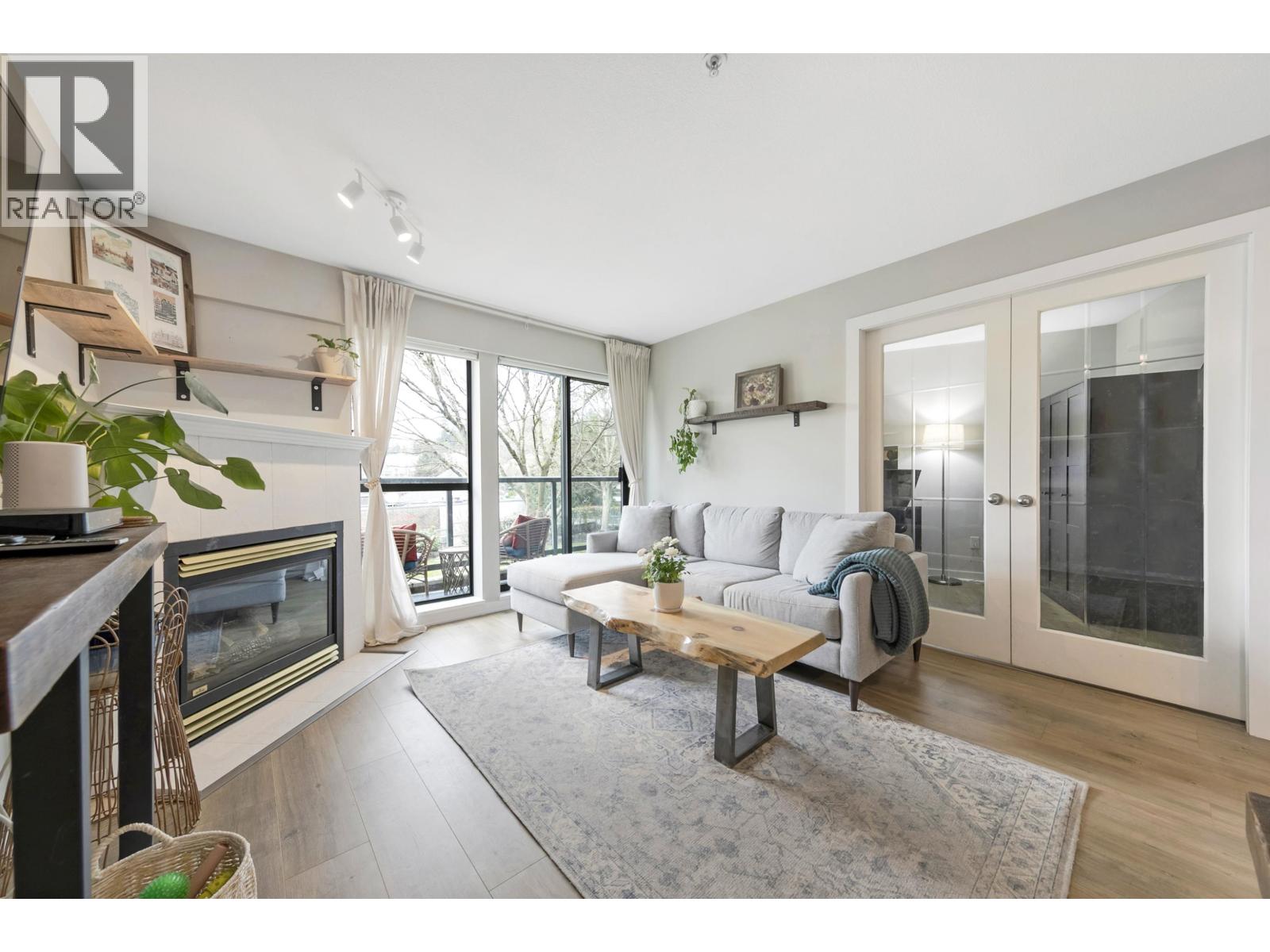 311 225 NEWPORT DRIVE, Port Moody