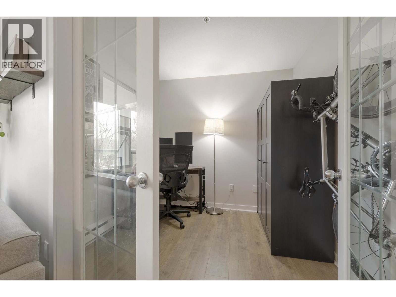 311 225 NEWPORT DRIVE, Port Moody