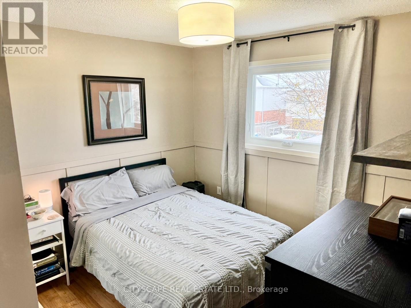 189 CHURCHLAND DRIVE - 19