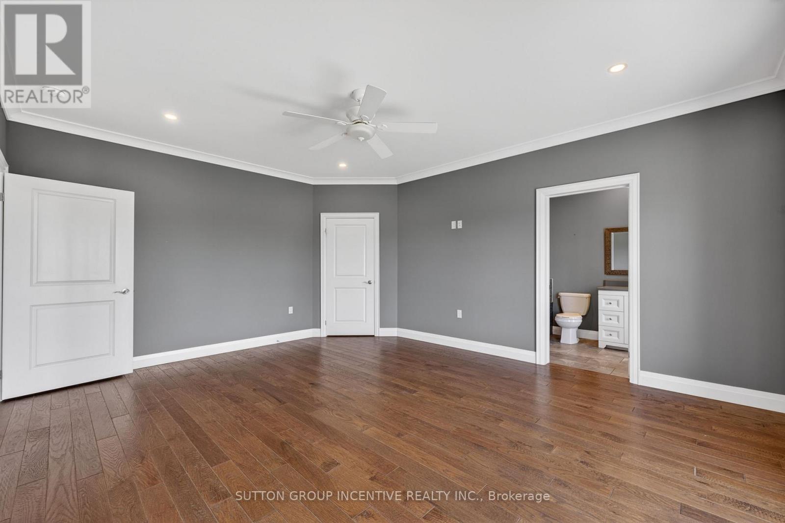 15 CALDWELL DRIVE - 25