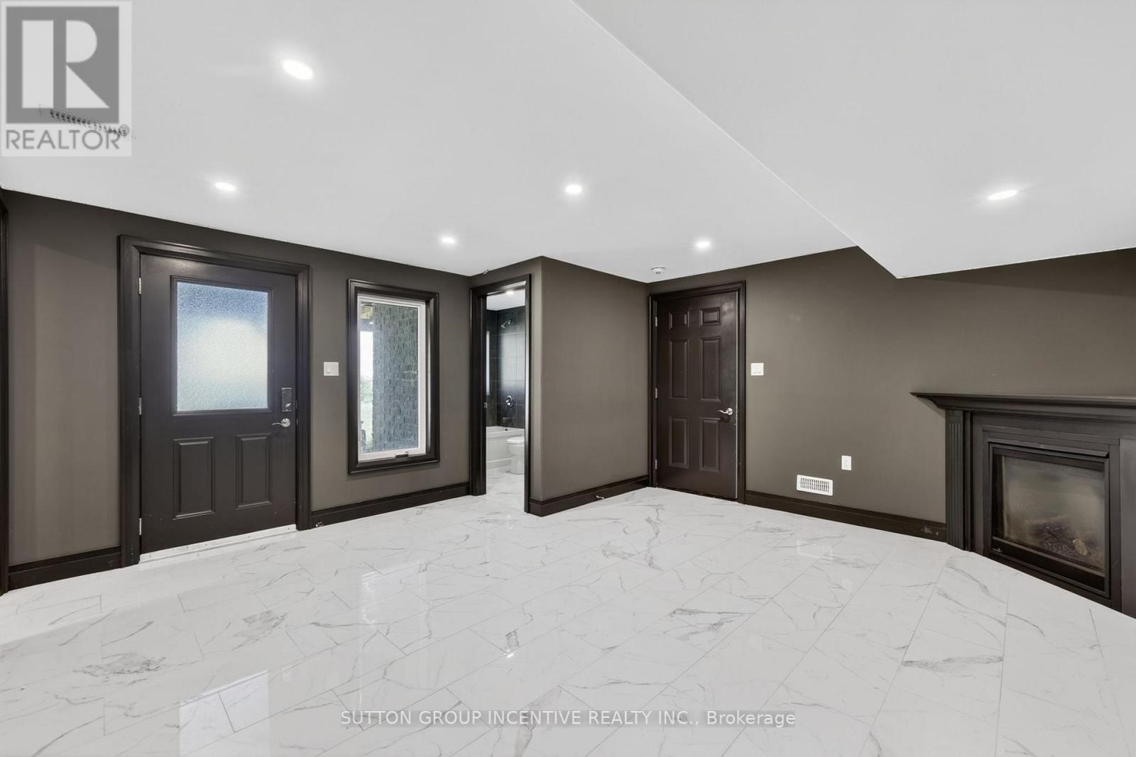 15 CALDWELL DRIVE - 40