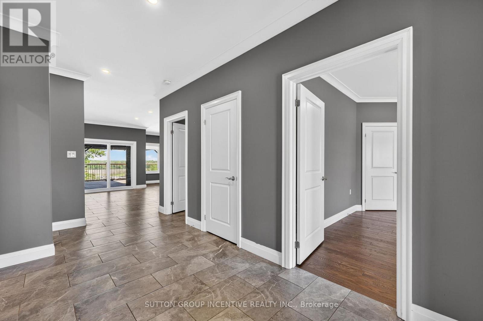 15 CALDWELL DRIVE - 6