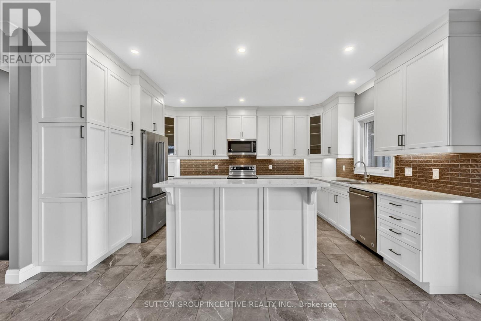 15 CALDWELL DRIVE - 8