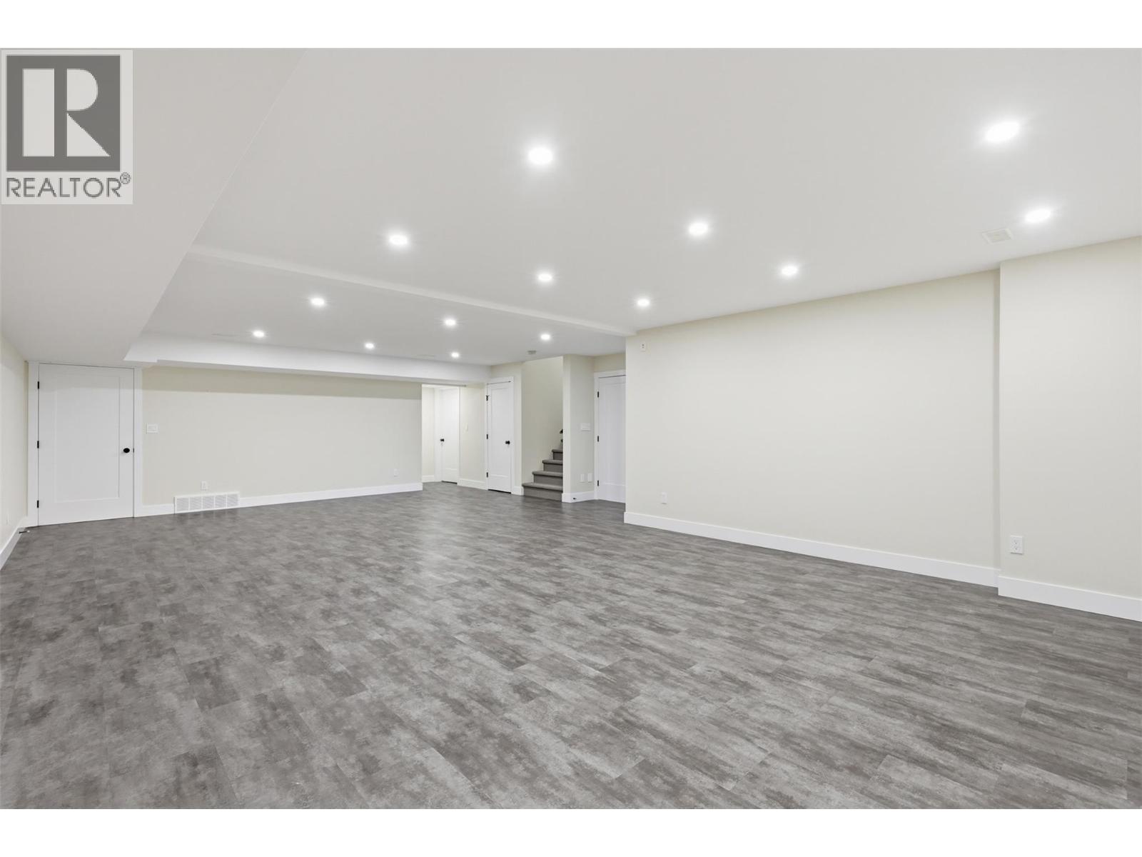 213 RUE CHEVAL NOIR - 56