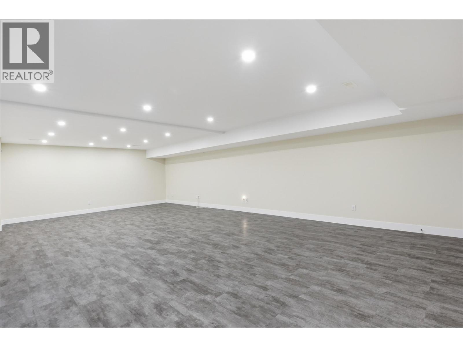 213 RUE CHEVAL NOIR - 54