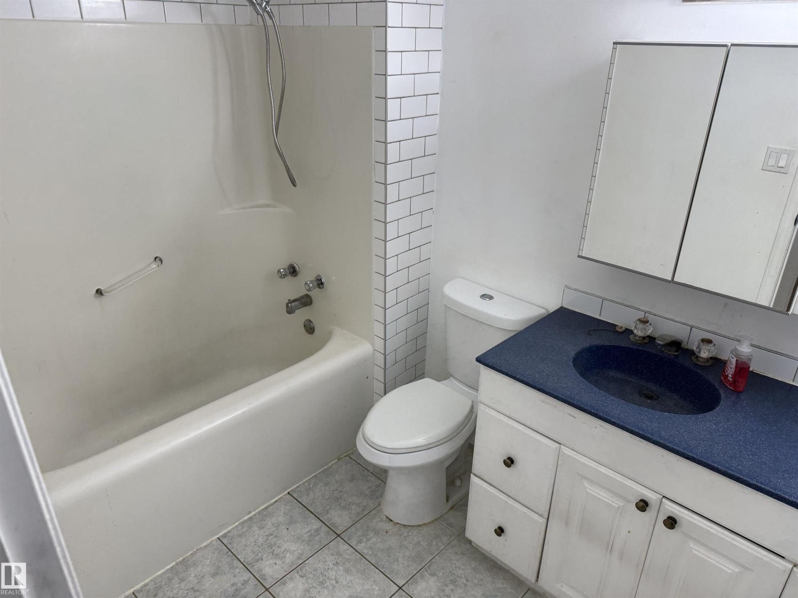 14537 121 ST NW - 13