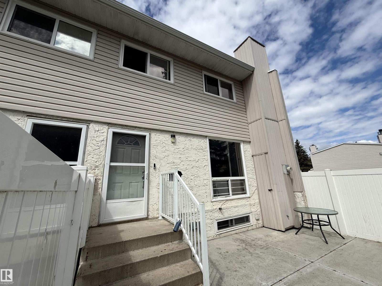 14537 121 ST NW - 22
