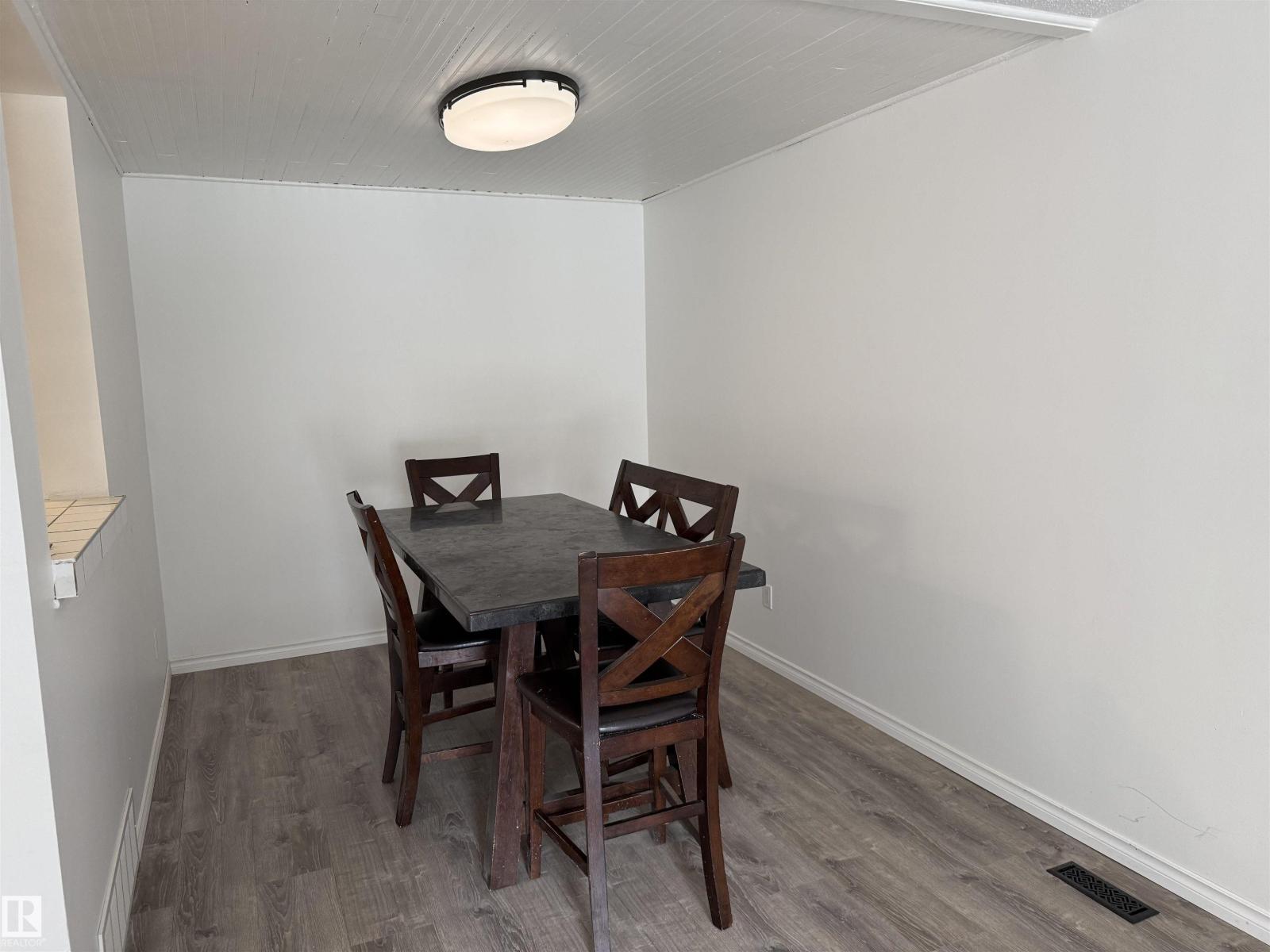 14537 121 ST NW - photo 4
