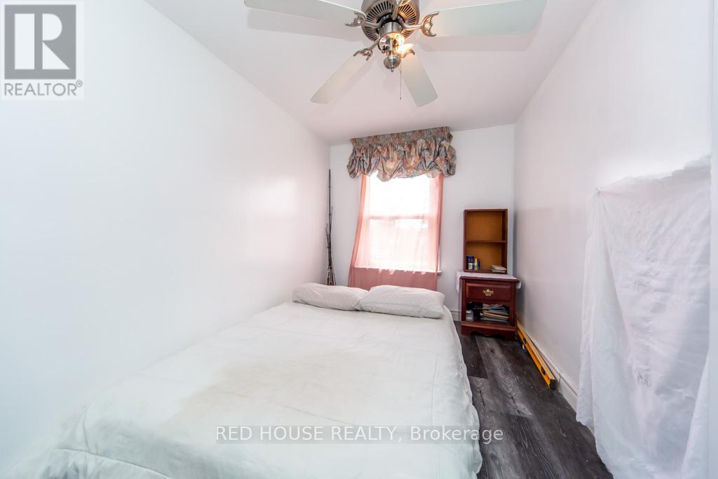 40 NORTH WOODROW BOULEVARD - 18