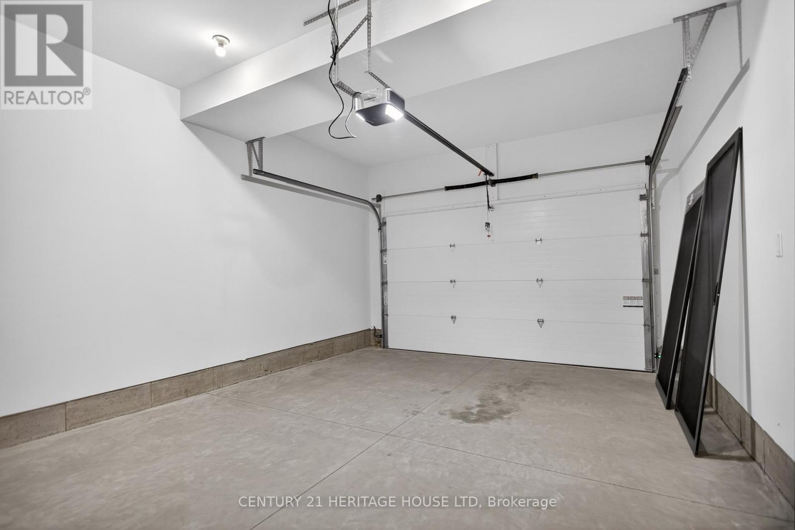 115 STYLES DRIVE - 41