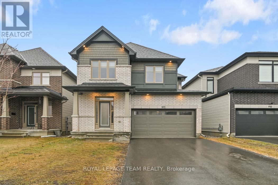 912 DUXBURY LANE - 1