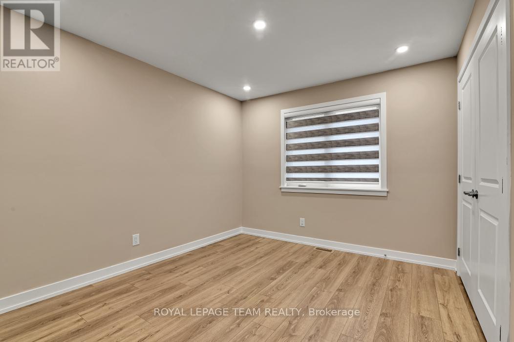 912 DUXBURY LANE - 18