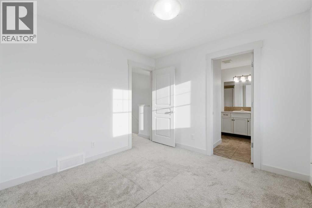 151 Royal Oak Drive NW — photo 19